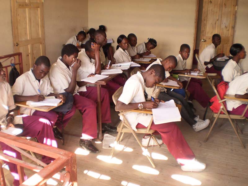 Students at Institution Mahanaim High School