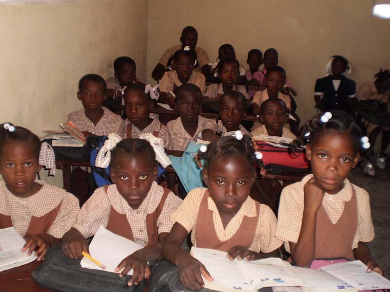 Students at Institution Mahanaim High School in Grande Saline, Haiti